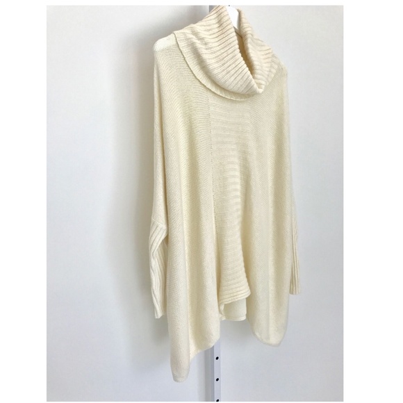 DKNY IVORY TURTLENECK PONCHO SWEATER SIZE SMALL - Picture 3 of 11